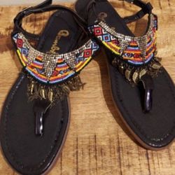 NEW CUTE SANDAL FROM EUROPE ( EUR SIZE 37 USA 7 )  👡 