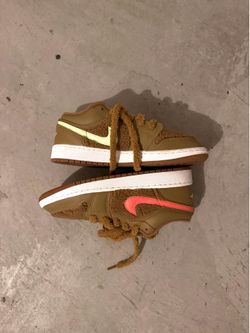 Air Jordan 1 Teddy
