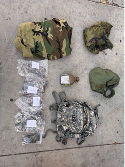 Camo military issued army equipment (backpack, duffle bag, etc)