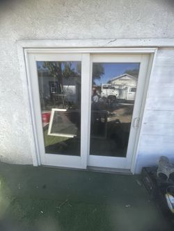 Sliding door