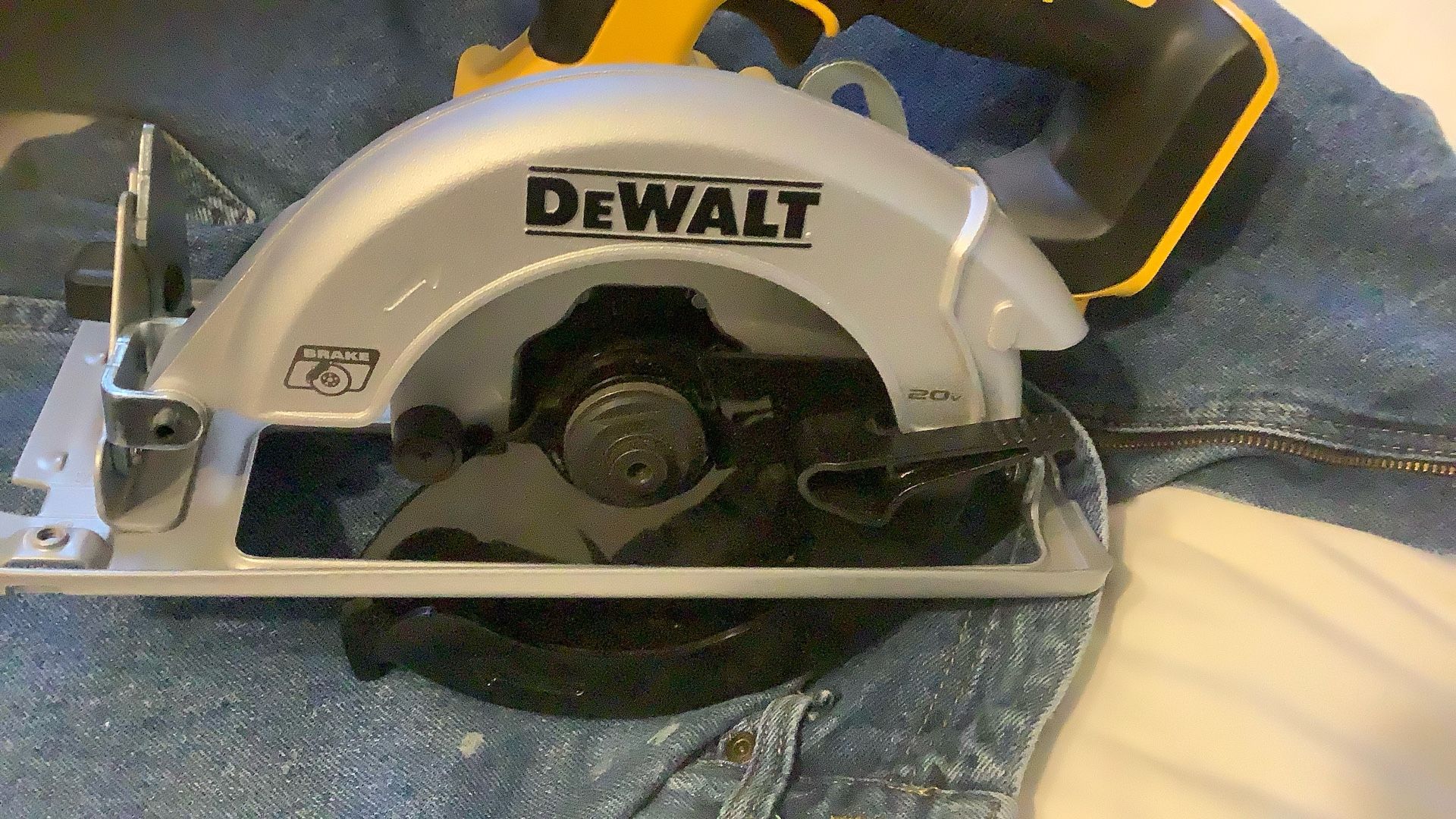 Dewalt 61/2 Circular Saw