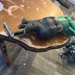 Hitachi Saw 