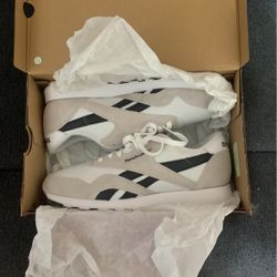 Reebok Running Shoes Sz 10