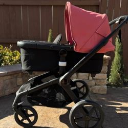 Bugaboo-Fox-5-Stroller-With many attachments