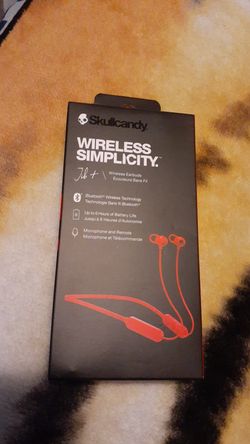 Wireless bluetooth skull candies