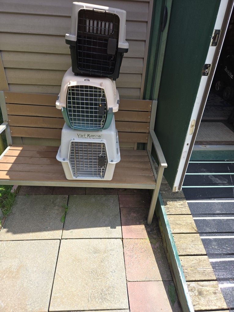Dog/Cat Kennels