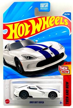 Hot Wheels 2013 SRT Viper Die-Cast Car
