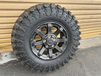 1-POLARIS XPEDITION WHEEL AND TIRE 30x11x15 Great Shape 