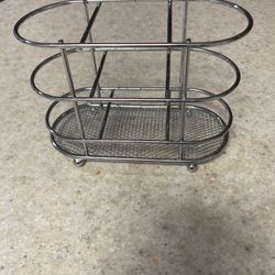 Utensil holder