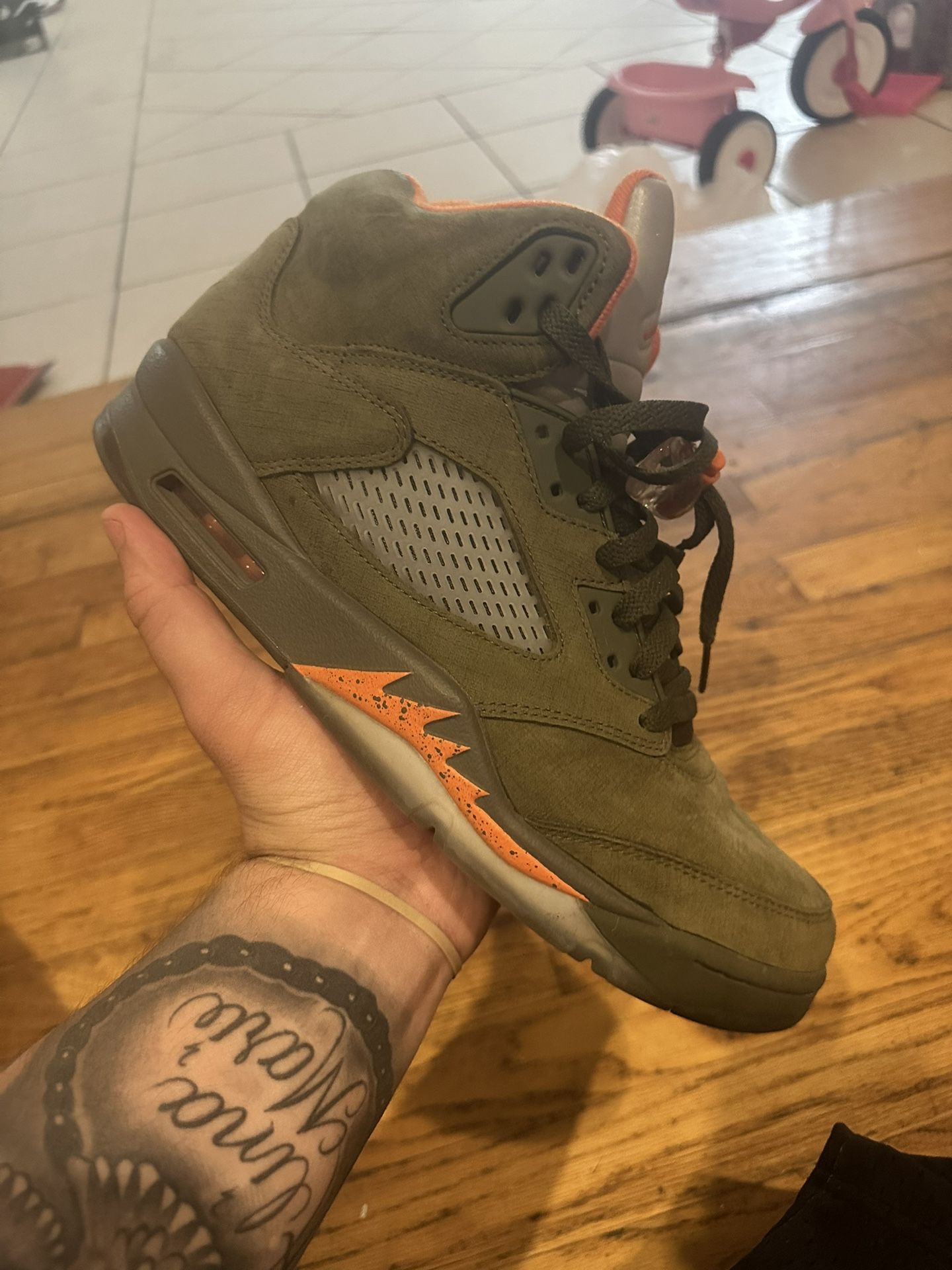 Jordan 5 Olive Size 11