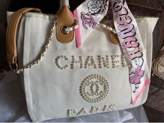 🍭🍭🍭BRAND NWT FASHION CANVAS PEARL TOTES