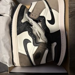 Jordan 1 Retro High Dark Mocha