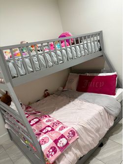 Gray bunk beds !!