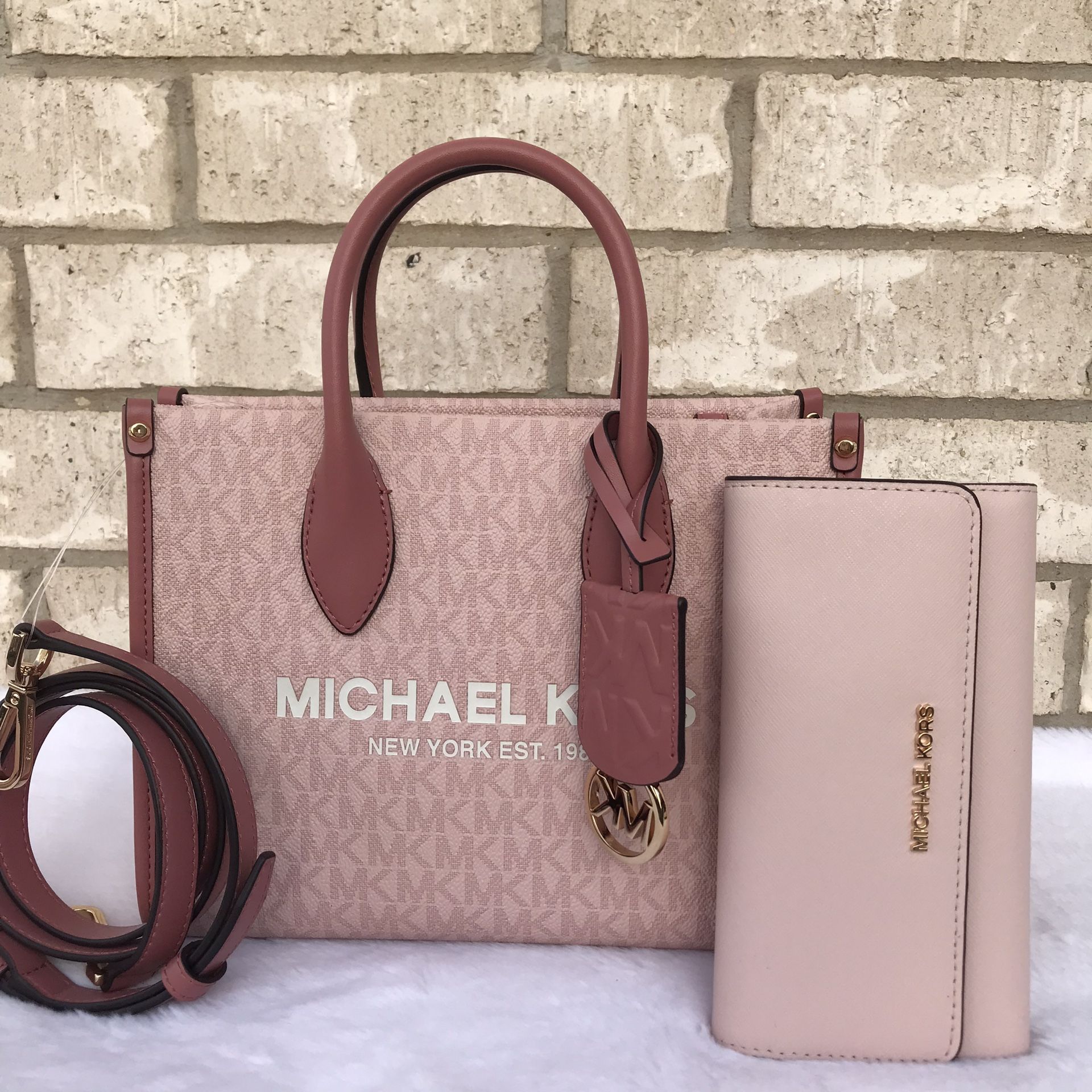 Michael Kors Purse And Wallet 