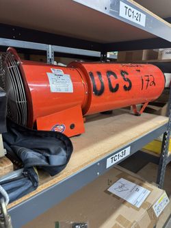 Blower With Harness And A Frame