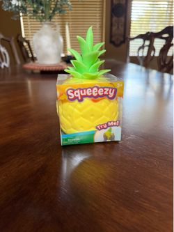 Squeezy pinapple