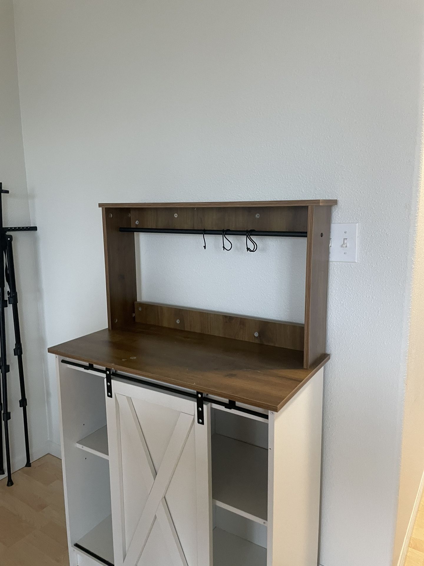 Coffee Stand White And Wood