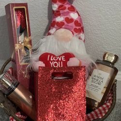 Brand New Valentines Day Basket