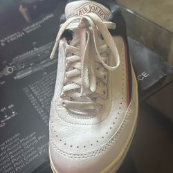 Jordan  2 Retro Low Chicago Twist Size 9.5