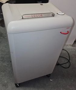 Paper shredder