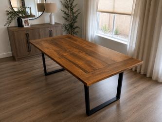 Kitchen table