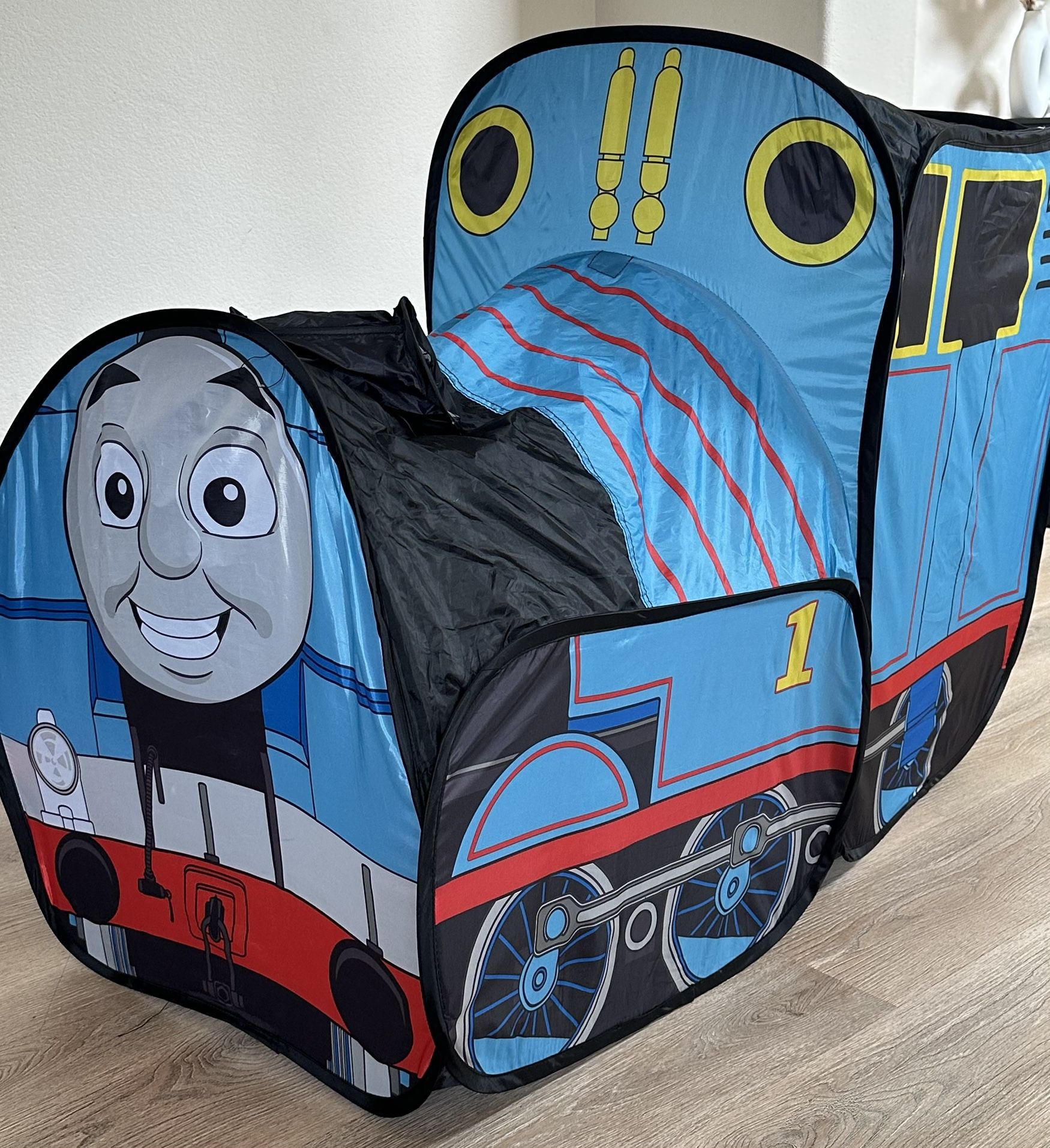 Thomas The Train Pop Up Play Tent
