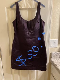 Muy bonito vestido 👗 hace bonita forma