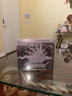 Pokémon TCG: Mega Evolution—Pitch Black Elite Trainer Box