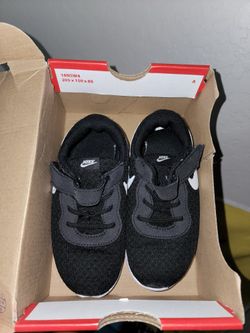 Nike Shoes Size 10c Toddler (LIKE NEW)