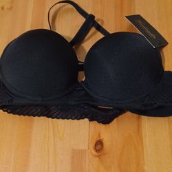 New Frederick's Of Hollywood Lace Black Bra 32c 