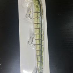 9 Inch Multijointed Eel 