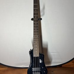 Travel bass guitar 4 string Hofner