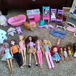 Barbies And Accessories 