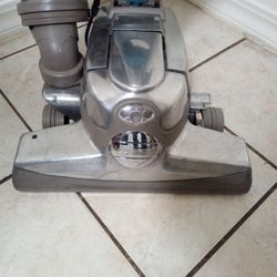 Kirby Vacuum/Sentria Shampooer 