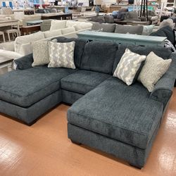 New 105” (2) Chaise Sectional  🔥🔥 HOT!!