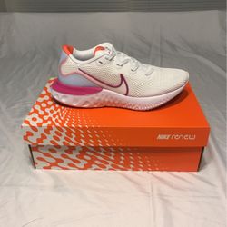 Nike Women’s Renew Run