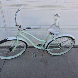 Huffy Bike Beach Cruiser