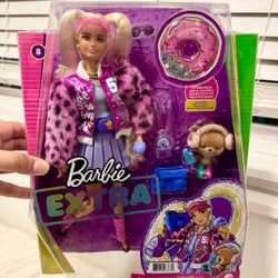 NEW - Barbie Extra Doll #8