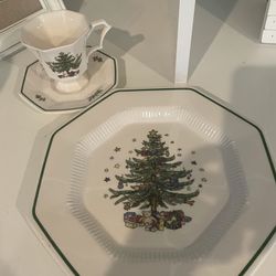 Christmas Dinnerware