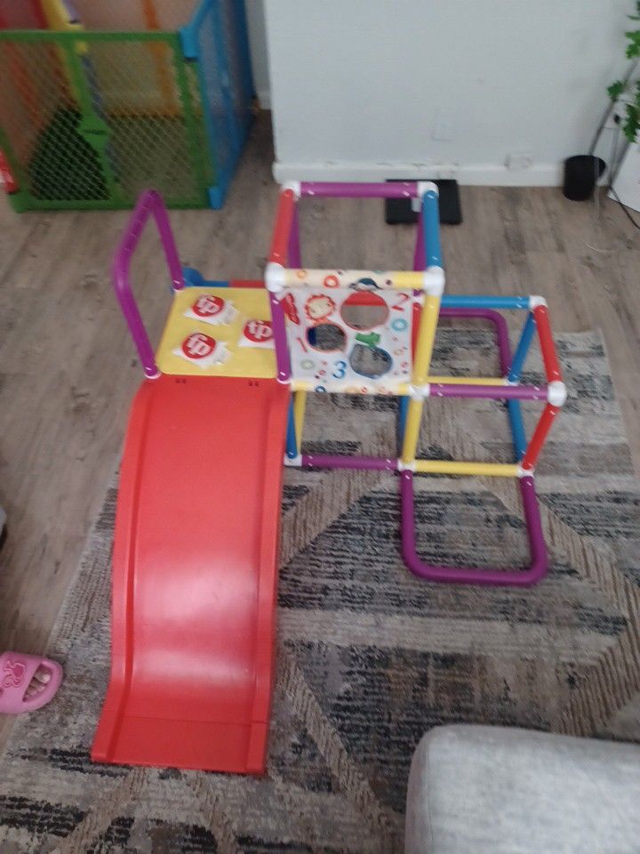The Fisher-Price Jungle Gym Play Structure