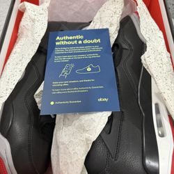 AIR JORDAN 4 RETRO