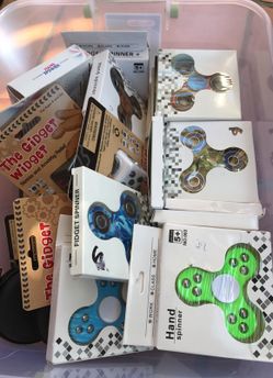 Hand spinners