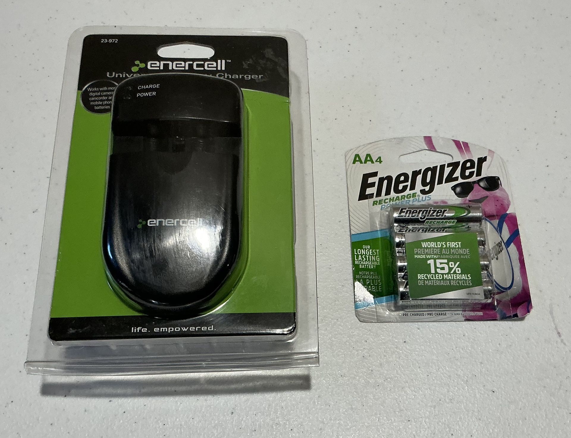 Enercell Universal Battery Charger & Energizer AA Rechargeable Batteries 4-Pack - New