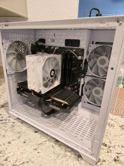 White Gaming PC