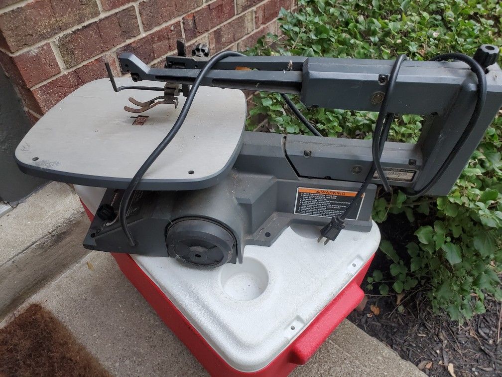 A Craftsman 16 Inch Scroll Saw
