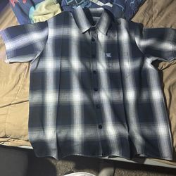 Fb County Button Up Size M