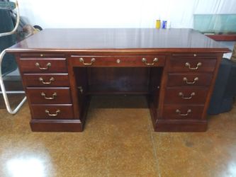 STANLEY EXECUTIVE CHERRY WOOD DESK