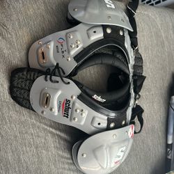 ShoulderPads  Football Size 2xs For Boys 