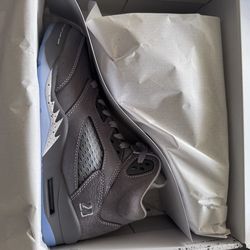 Jordan 5 Wolf Grey