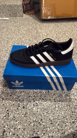 Adidas Hanball Spezial Size 10.5